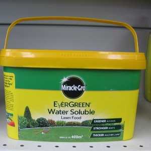 Miracle-Gro Soluble Lawn Feed 2kg